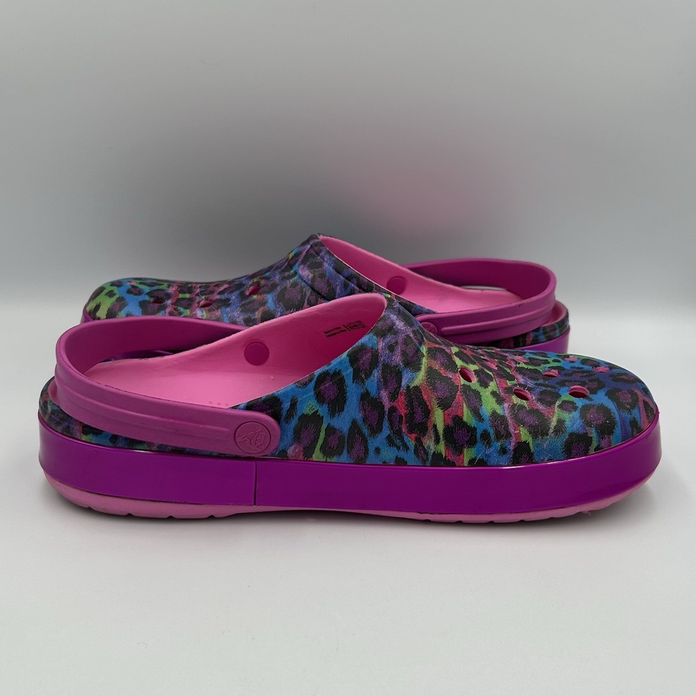 Crocs Classic Colorful Leopard Print Clogs Women's 11 Slip-On Shoes Men's 9 - Picture 8 of 10